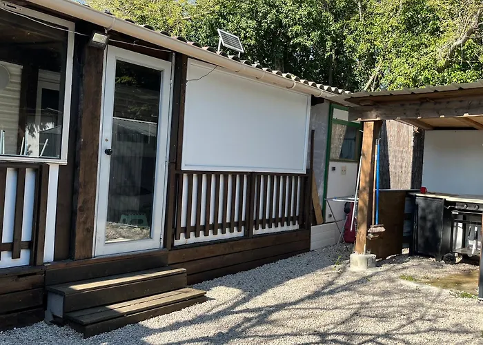 Camping Mobil-home Sur Terrain Prive Sérignan