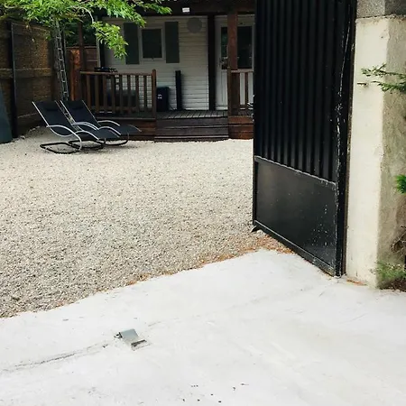 Mobil-home Sur Terrain Prive Campsite Serignan