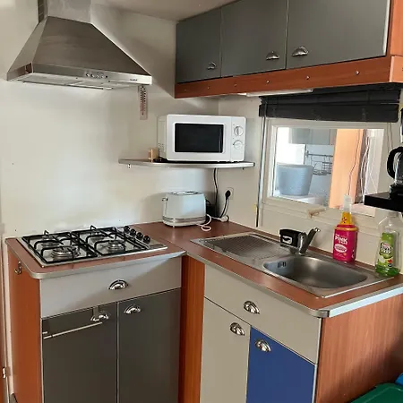 Mobil-home Sur Terrain Privé Sérignan