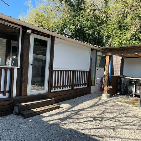 Camping Mobil-home Sur Terrain Privé Sérignan
